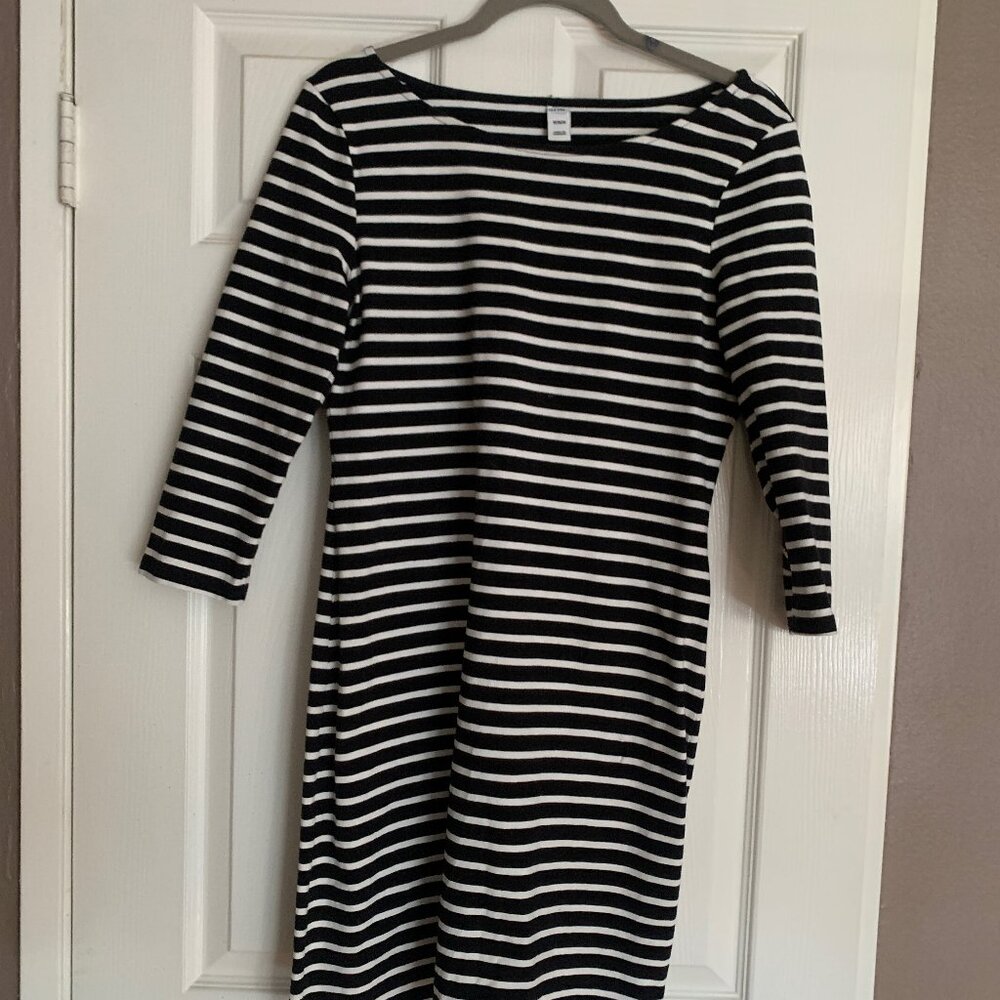 Old Navy Stretch Dress 3/4 Sleeve Black and White Medium